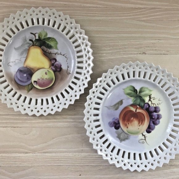 Set of 2 Vintage Lefton China Hand Painted Fruit Collectors Plate Japan - Picture 1 of 5